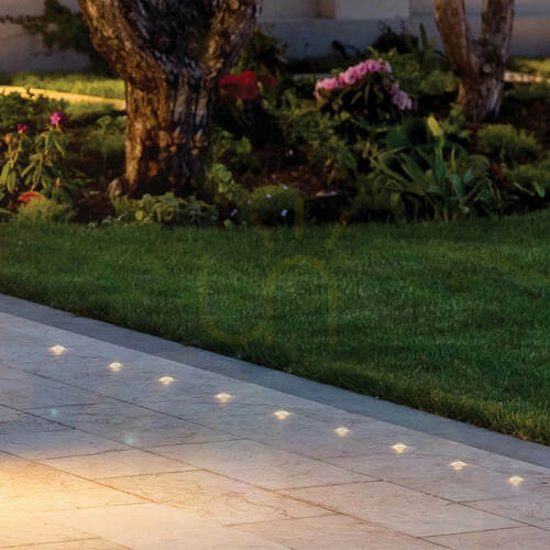 Check 1 W Outdoor Recessed LED Fixture, 2700 K, with a stainless steel honeycomb grille, IP65 rating, ZAMBELIS