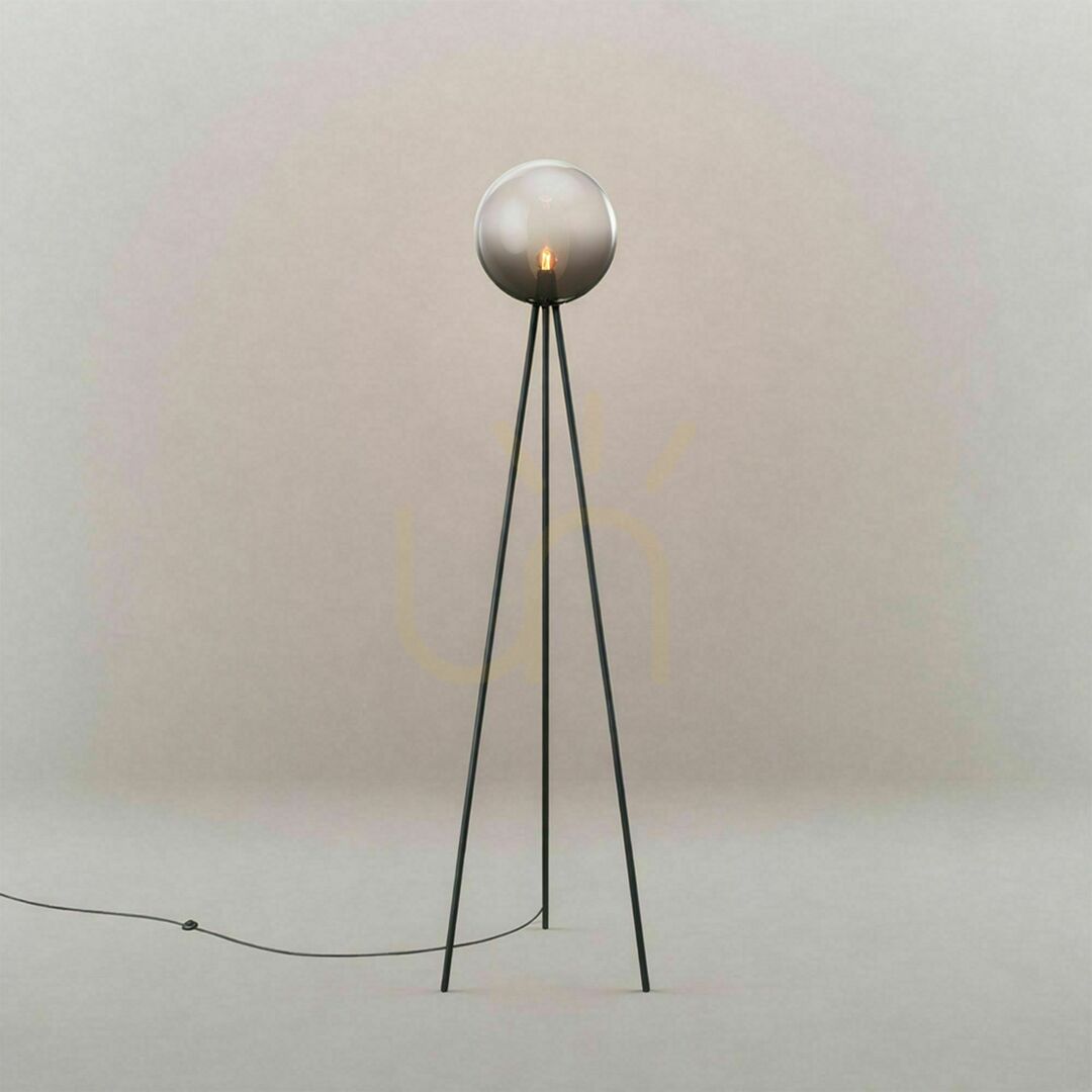 View s.luce Orb Tripod Floor Lamp Glass Globe Transparent 160 cm s.luce Orb Tripod Floor Lamp Glass Globe Transparent 160 cm