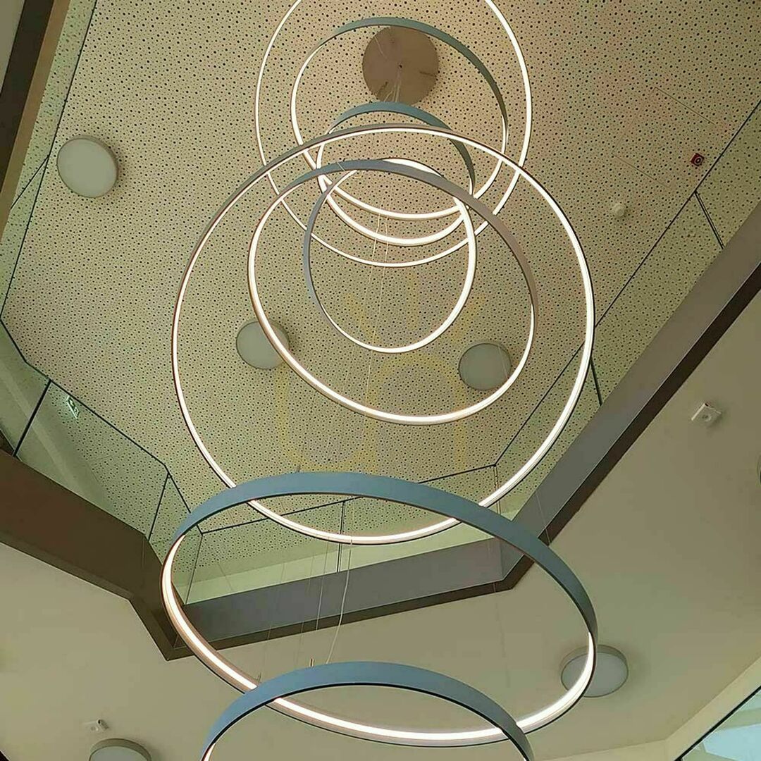 Display s.luce Ring LED Pendant Light Golden 200 cm Dimmable s.luce Ring LED Pendant Light Golden 200 cm Dimmable
