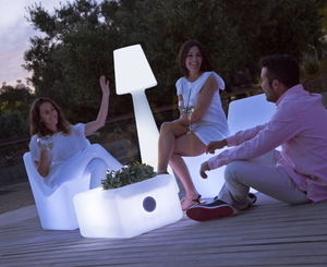 TARIDA SIT 3159 White Garden Chair with 1 LED Light 1 TARIDA SIT 3159 White Garden Chair with 1 LED Light small 1