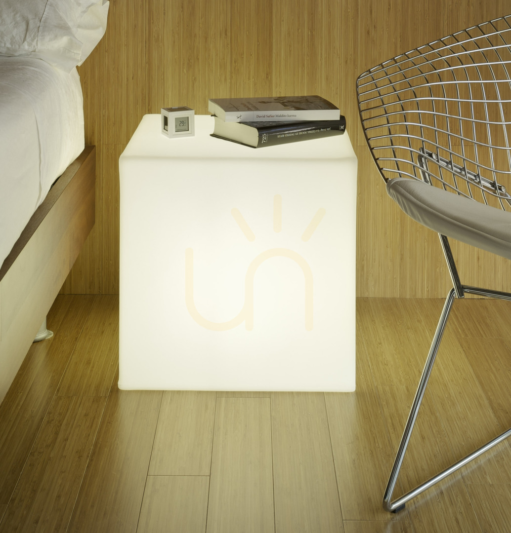Show CUBY 3183 White Garden Table, 1xE27 CUBY 3183 White Garden Table, 1xE27
