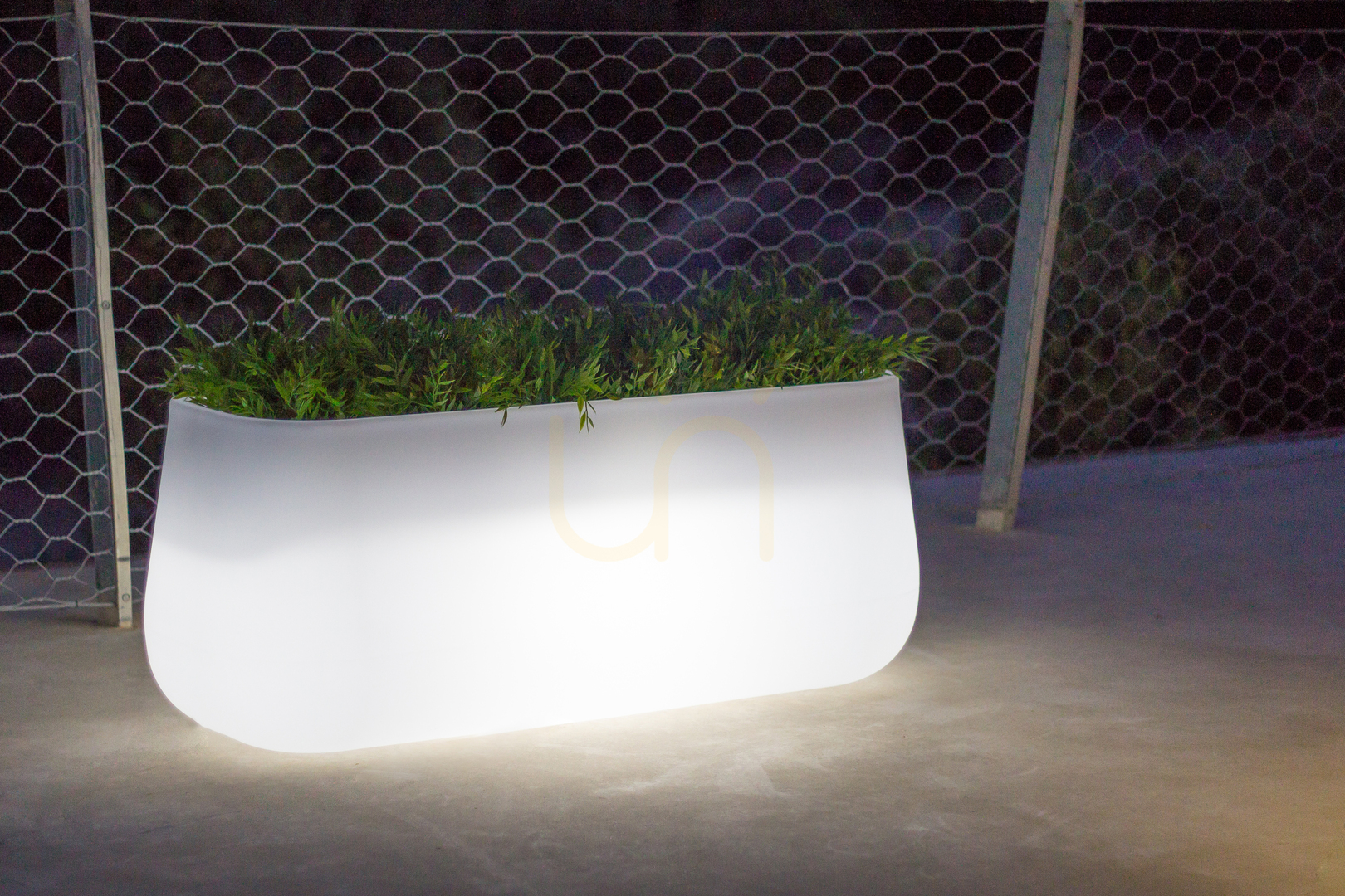 Check CAMELIA 3168 White Garden Planter, 1xE27 CAMELIA 3168 White Garden Planter, 1xE27