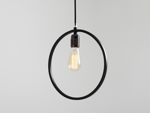 Check Single black round hanging lamp VETO