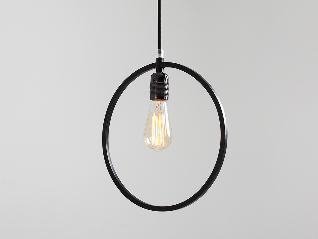 Check Single black round hanging lamp VETO Single black round hanging lamp VETO