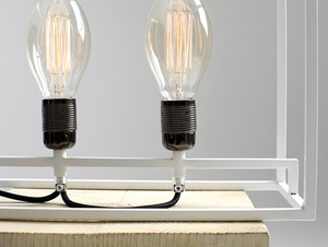 METRIC TABLE table lamp small 4
