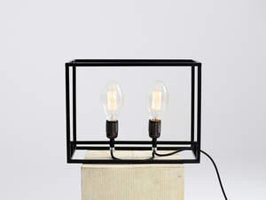 METRIC TABLE table lamp small 0