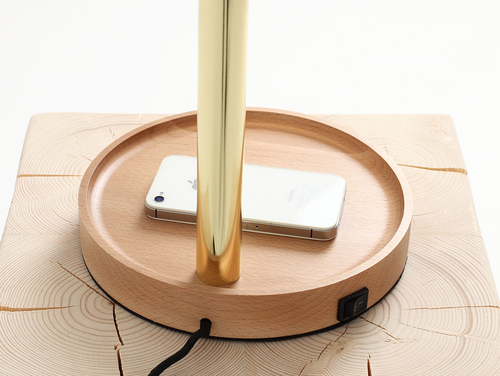 Check CustomForm PIPER charge LED table lamp with wireless phone charging – brass